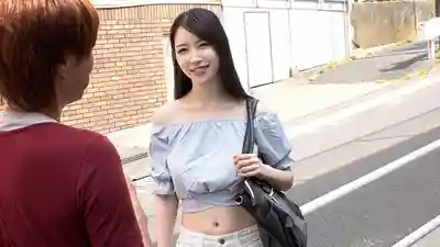 DVEH-079 平均年齡22.5歲！露臍裝女孩限定 首次肚臍觀察&深度揉乳！害羞卻止不住淫叫 敏感露臍娘發情到連生肉棒都吃下去！4位美臍美胸素人娘全員連續中出SP ~ 國仲有菜 本城花 朝妃莉緒 倉木詩織 的劇照19