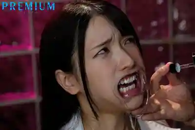 PRTD-035 緊縛麻藥捜査官 離救援還有2小時 我絕不放棄 ~ 宮西光 的劇照6