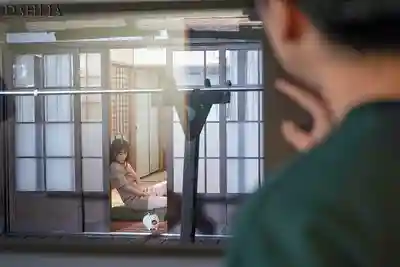 DLDSS-476 那年夏天和隔壁除草的美人同學媽媽幹到汗流浹背的回憶 ~ 糸矢芽衣 的劇照6