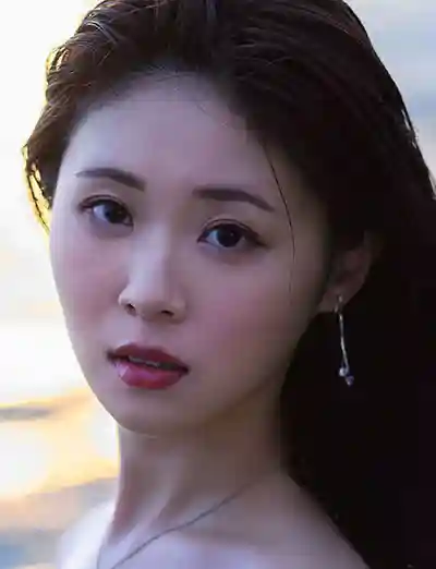 久遠美緒第1張寫真