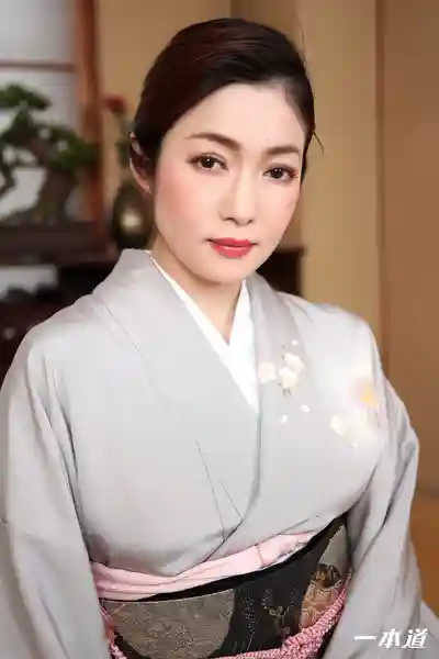 1PON-022721_001 和服熟女的下品調教 ~ 江波亮 的劇照19