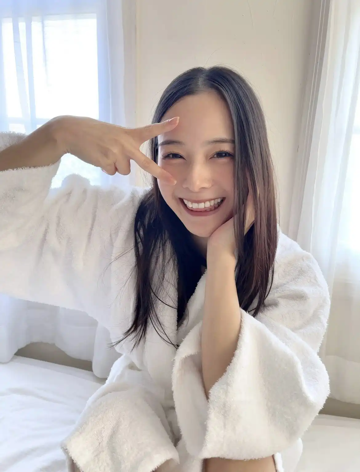 吉高寧寧第199張寫真