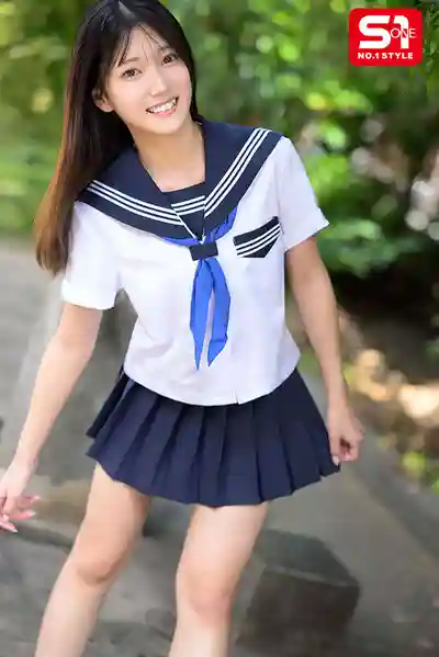 SNOS-173 被清純可人的學生誘惑 無法抵抗她的臉蛋聲音和肉體 沉溺背德的瘋狂中出 ~ 初美菜乃花 的劇照1