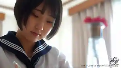 APNS-405 喜歡大叔肉棒的女學生 獨自在家時被鄰居大叔們輪流中出 ~ 糸井瑠花 的劇照15