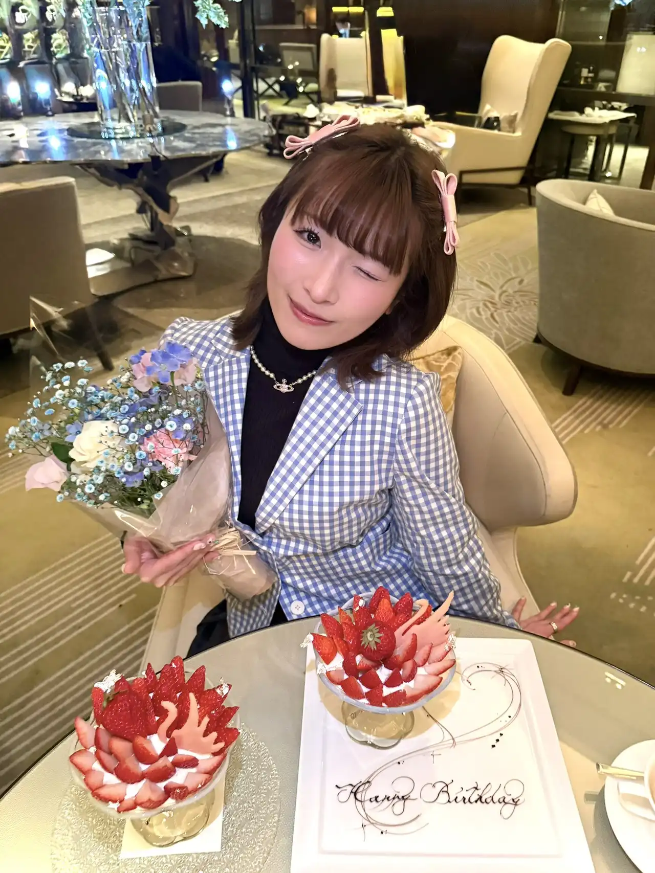 春瀬ももな第1張寫真