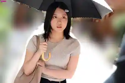 HAWA-370 生活困難在家開風俗店的鄰居單親媽媽 (26歲) ~ 小鈴蜜柑 的劇照16