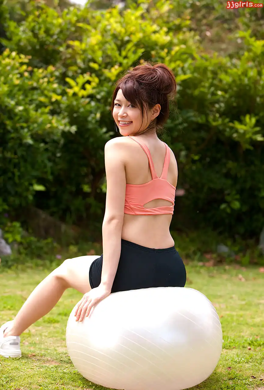 本多由奈第283張寫真