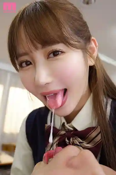 MIDA-576 小惡魔學生獎勵抖M老師 口水尿液汗水愛液全部喝光光 沉溺在興奮體液中的聖水學園 ~ 小野六花 的劇照11