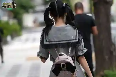 CLUB-913 尾行盜撮 地雷系女大生拐帶迷奸 ~ 逢月日葵 的劇照3