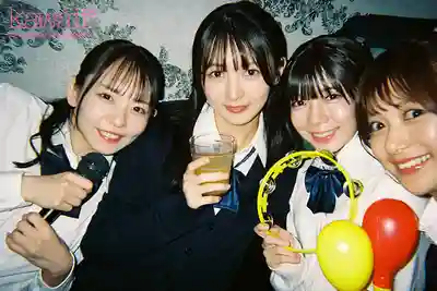 CAWD-960 都立高中歸宅部JK閨蜜4人組 放飛自我違反校規的4P後宮大作戰 ~ 日向由奈 西元美紗 北岡果林 幸村泉希 的劇照10