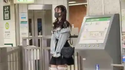 IAV-002 沉迷牛郎的19歲無業地雷系少女 性格超難搞但用高額報酬引誘後答應中出亂交撮影了  的劇照14