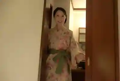 PKPD-413 溫泉中出之旅 ~ 宮野櫻的劇照10