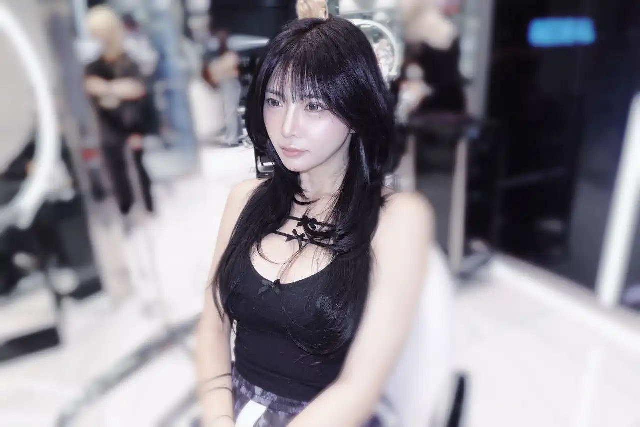 飯成直緒第23張寫真