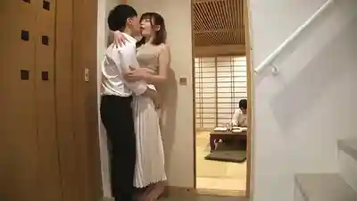 KTB-113 淫蕩人妻們用肉棒填滿空閒時間 ~ 夏木鈴 柏木小夏 水端麻美 优梨舞奈的劇照5