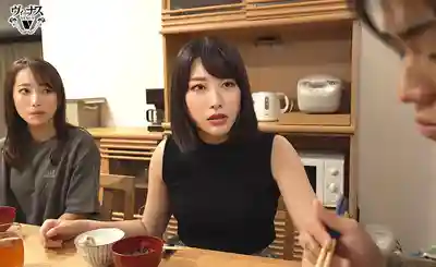 GENU-009 逆3P姊弟近親相姦 兩位姊姊用禁斷中出幫紋身小弟重拾自信 ~ 春原未来 仓多真央的劇照13