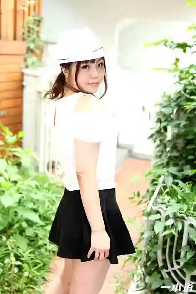 愛内ゆう第4張寫真