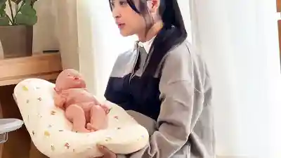 HRSM-139 尾行睡奸即將臨盆的4位孕婦  ~ 椿莉香 瀧川蓳 依本詩織 似鳥日菜 的劇照6