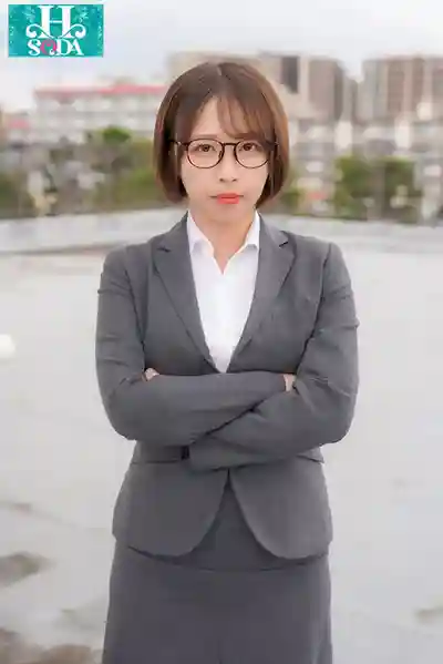 HSODA-112 身材火辣的班主任色情授課 ~ 宍戸裏帆 的劇照7