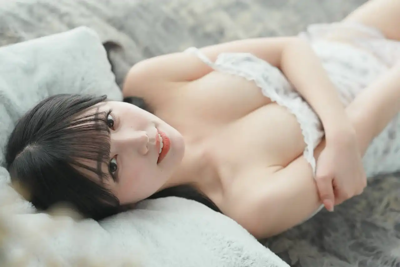 純白彩永第135張寫真