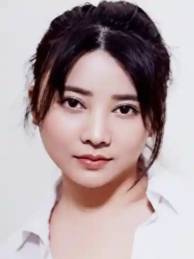 王茜封面照片寫真