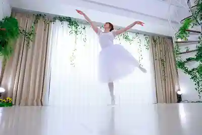 DVMM-385 老公不碰我...正值女人最渴望的年紀 人妻芭蕾舞者香織 32歲 AV DEBUT 久違的中出性愛讓她連續高潮  的劇照11