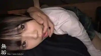 MUDR-364 想快點長大的制服少女偷溜出修學旅行 和大叔舌吻約會後直接開房被中出好多次 ~ 櫻柚乃的劇照7