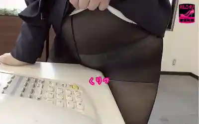 HALT-081 黑絲×磨角自慰 越磨越濕的絲襪緊貼磨角高潮 ~ 天马唯 二羽紗愛 櫻木湊 天月あず 虹村由美 丸石稀有 巴煇 小松本果 等9人的劇照4