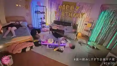 MIUM-1331 黑發美少女玩國王遊戲幫我深喉口爆 走廊上被口到溼透還忍不住叫出聲  的劇照3