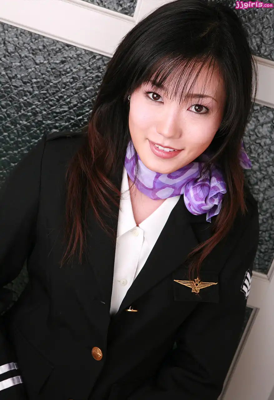 小峰由衣 第23張寫真