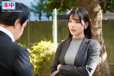 HMN-849 嚴厲的女上司竟兼職風俗娘！平時兇巴巴的她笑顏撒驕巨大的反差下爽的連發中出20發 ~ 彩月七緒 的劇照12