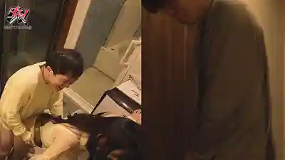 DASS-944 只有我不能插入的宅飲輪X BSS ~ 五日市芽依 的劇照2