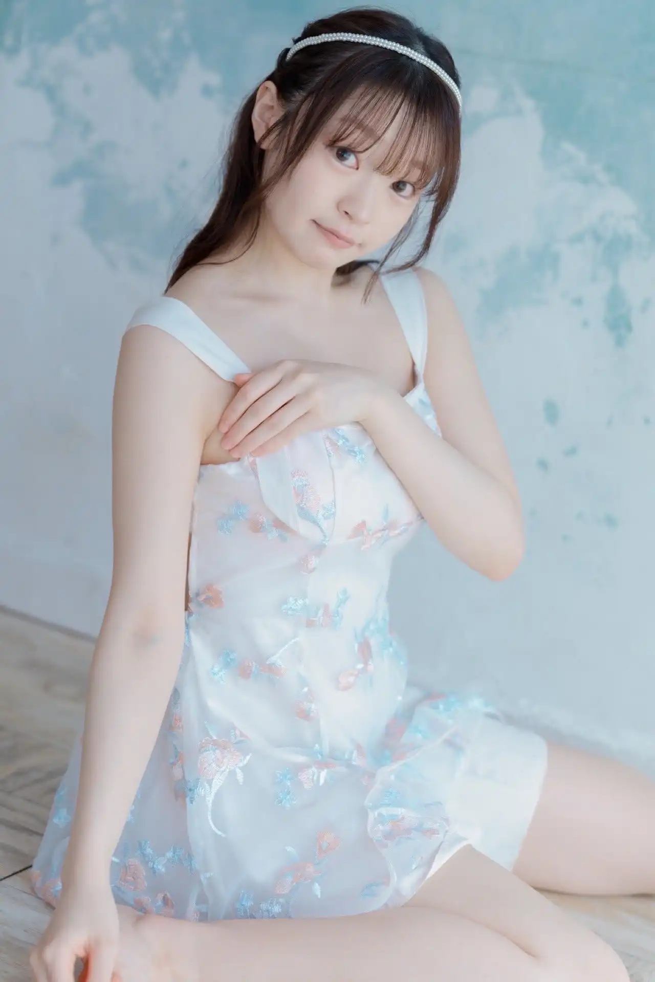 白花仁愛第65張寫真