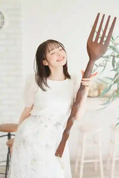 白花仁愛第15張寫真