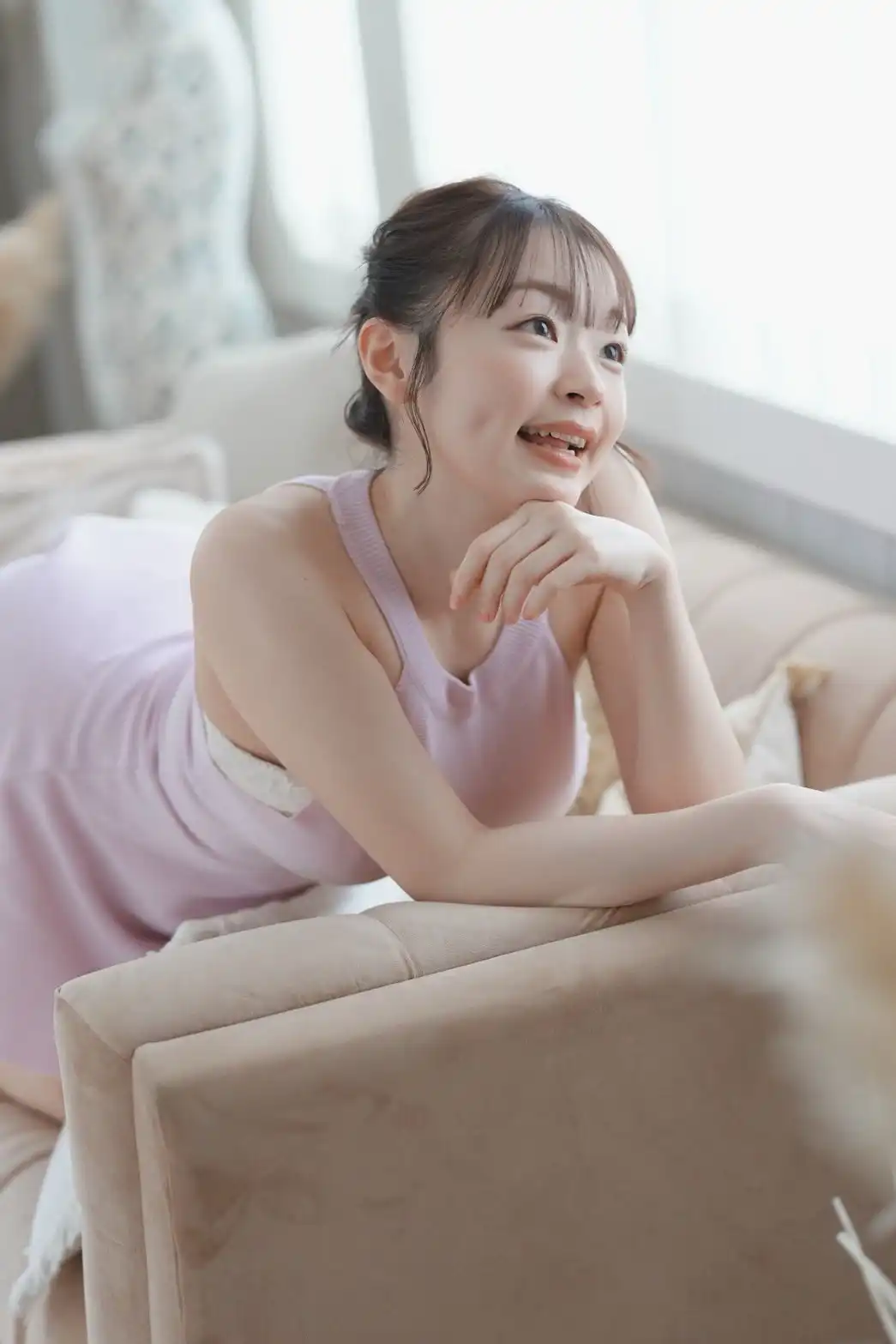 白花仁愛第22張寫真