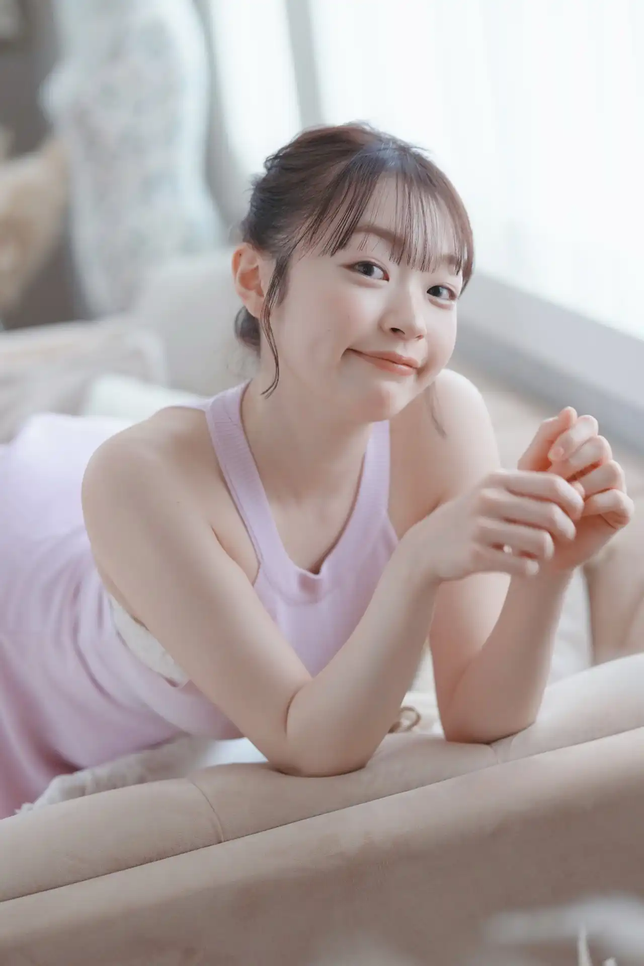 白花仁愛第45張寫真