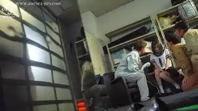 APNS-408 喜歡中年大叔的女學生 被撞破自慰後開始與大叔們展開銷魂中出性愛 ~ 青葉春 的劇照12