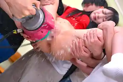 SVCAO-025 小只馬新人女AD淪爲肉便器  想當導演吧?  每日被插被口爆 淫亂騷穴徹底覺醒 ~ 南日菜乃 日向由奈 的劇照5