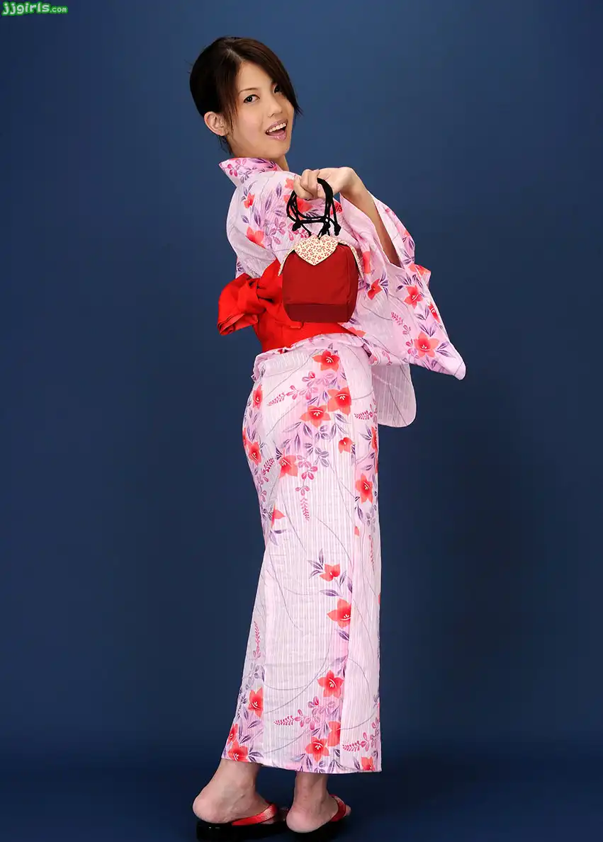 美咲カレン第100張寫真