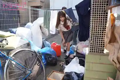 CAWD-983 鄰居垃圾屋臭大叔連續中出73發 偶像級可愛制服姐妹花的悲慘下場 ~ 幸村泉希 北岡果林的劇照15