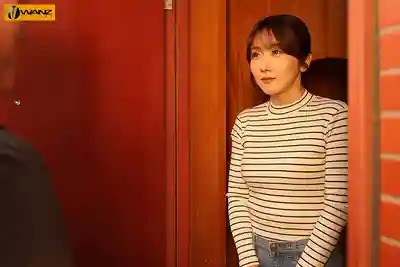 WAAA-644 汁液淋漓的性欲怪獸團地妻復仇23連發 老公就在身旁卻勾引小鮮肉的騎乘位狂幹 ~ 大槻響 的劇照10