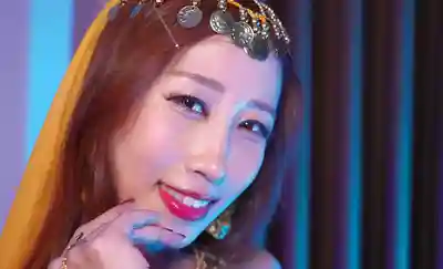 HDKA-333 全裸肚皮舞老師的特別課程 ~ 野々花さわ 的劇照4