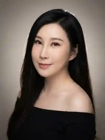 慕非非封面照片寫真