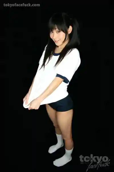 河愛杏里第3張寫真