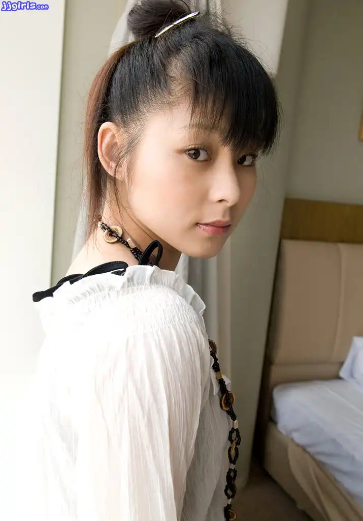 河愛杏里第108張寫真
