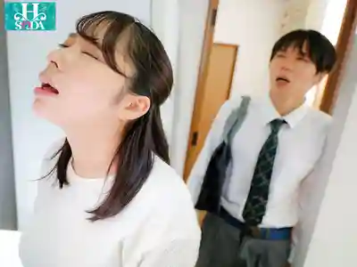 HSODA-117 互相撫慰的母子禁斷 老公出差後理智崩壞汗流浹背近親相姦 ~ 東ふうか 的劇照11