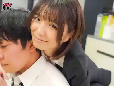 DASS-920 【擼管特化】甜蜜淫語實況NTR 對你說話的天然苗條美少女 ~ 仓本菫的劇照16