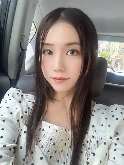鳴海小雪第11張寫真