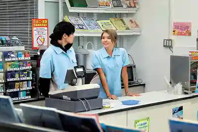 DVAJ-739 與打工店裡的人妻燃情不倫的日子 ~ 黑咲华的劇照9
