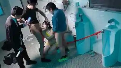 DVMM-394 一般男女監控AV 女大生限定 深夜公廁小便器拘束大挑戰 被路人大叔們顏射飲尿中出輪X到高潮崩壞 ~ 東雲梓 あおい藍 的劇照9
