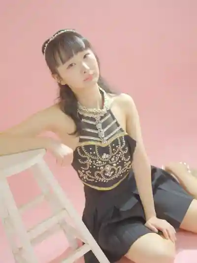 清乃美依第16張寫真